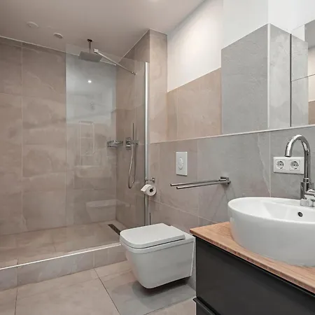 Cosy Naehe Potsdamer Platz 3*